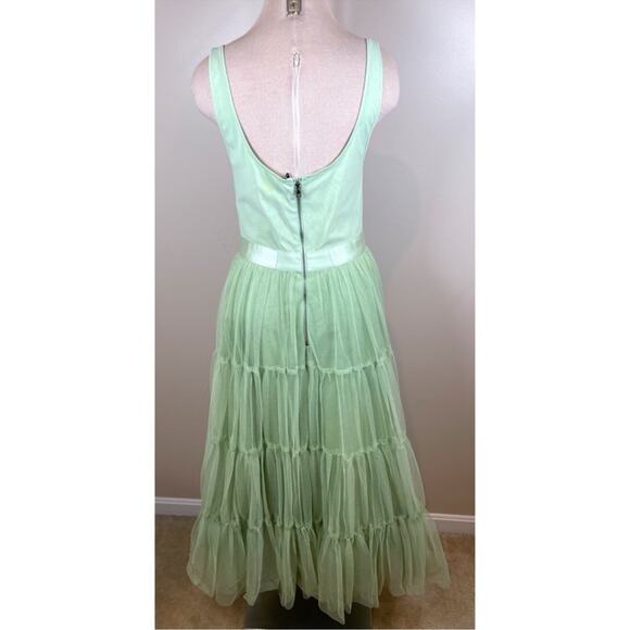 ALICE + OLIVIA Chara Tulle Scoop Neck Pistachio Green Midi Dress Size 8 - Picture 8 of 13